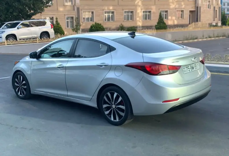 Kirayə Hyundai Elantra 2015