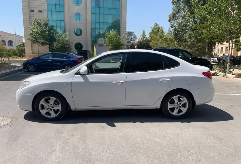 Kirayə Hyundai Elantra 2007