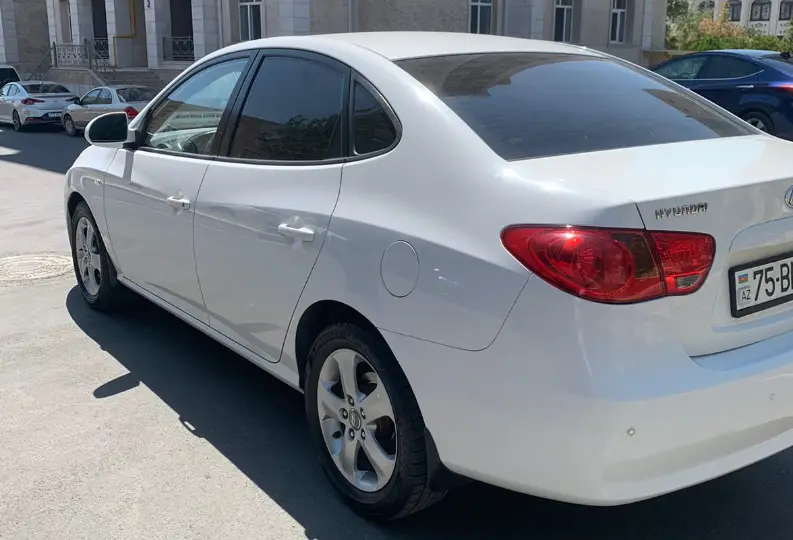 Kirayə Hyundai Elantra 2007