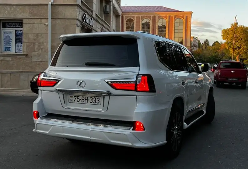 Kirayə Lexus LX 570 2009