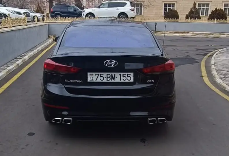 Kirayə Hyundai Elantra 2017