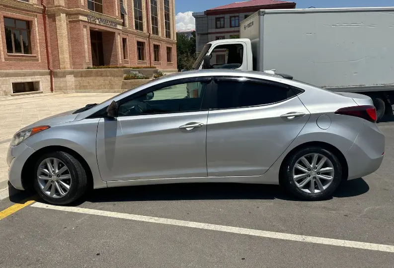 Kirayə Hyundai Elantra 2015