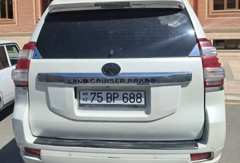 Kirayə Toyota Prado 2013