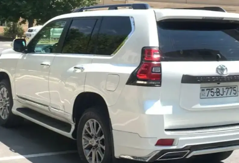Kirayə Land Rover Range Rover 2018