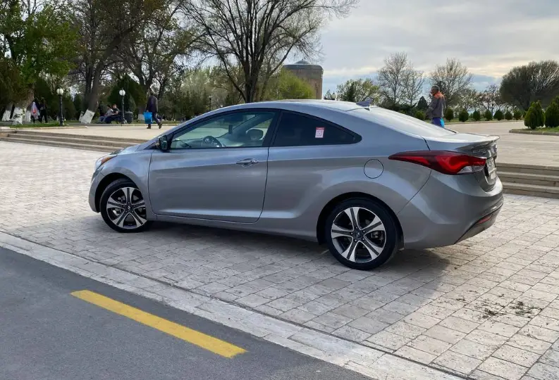 Kirayə Hyundai Elantra Coupe 2014