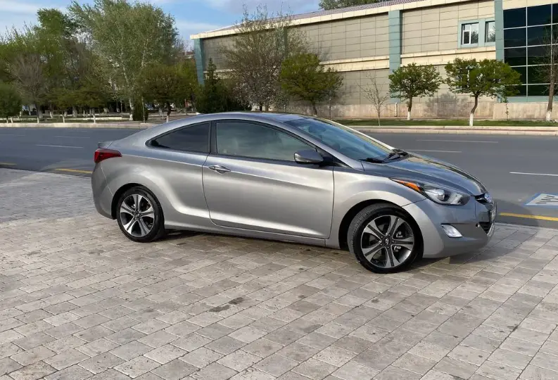 Kirayə Hyundai Elantra Coupe 2014