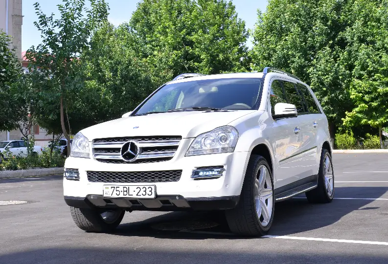 Kirayə Mercedes GL450 2007